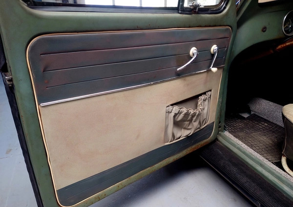 Volkswagen Garbus cena 98000 przebieg: 999999, rok produkcji 1956 z Kraków małe 781